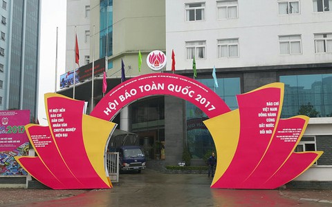 Báo chí đồng hành cùng đất nước đổi mới