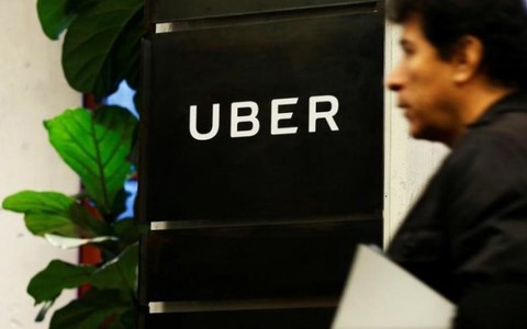 Uber lún sâu khủng hoảng khi chủ tịch Jeff Jones ra đi