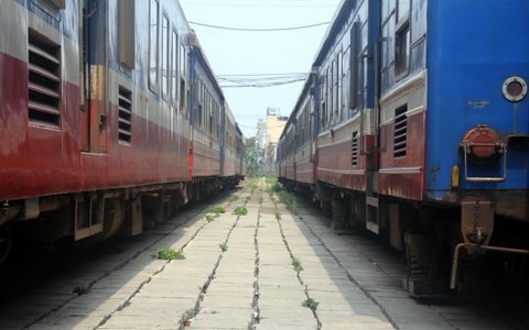 Kỷ luật 7 nhân viên đường sắt để tàu chạy vào nơi phong tỏa