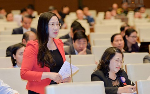 Phải bồi thường cho cả thân nhân người bị oan