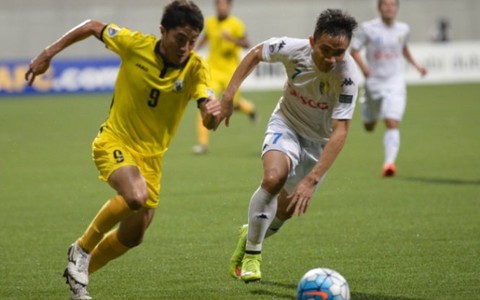 Thắng ngược Tampines Rovers, Hà Nội vươn lên đầu bảng