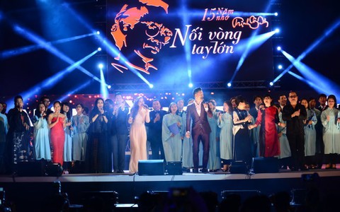 Ca khúc xưa, sao cứ không xin là không cho?