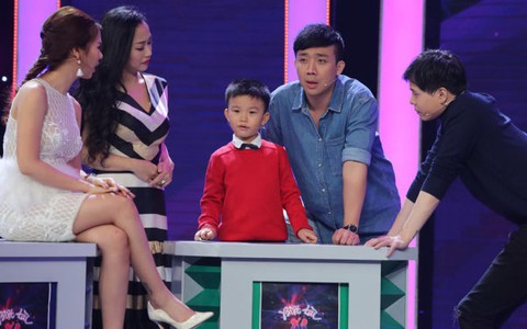 'Thánh nói' 4 tuổi Minh Khang giành vé chung kết