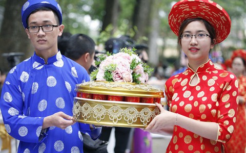 36 bạn trẻ và 36 cụ già cùng cưới trong Ngày hạnh phúc