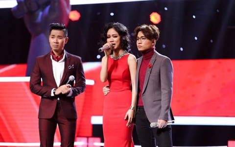 Giọng hát Việt: Tùng Anh gây 'sốt' khi hát bằng giọng nữ