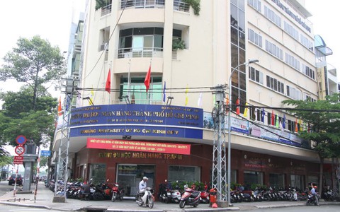 Giảng viên tố hiệu trưởng ĐH Ngân hàng có nhiều sai phạm