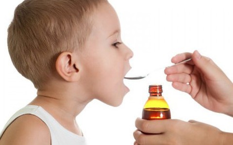 Không dùng giảm đau tramadol và giảm ho codeine cho trẻ nhỏ