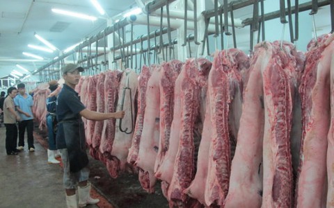 Ngành công an đưa tiêu thụ thịt heo vào chỉ tiêu thi đua