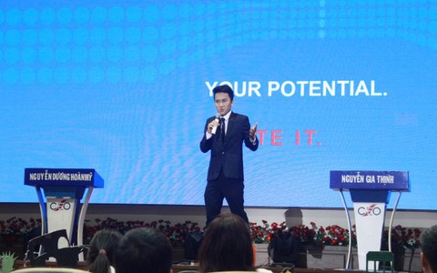 Sinh viên “nhập vai” CEO giải quyết khoản chi “lòng biết ơn”