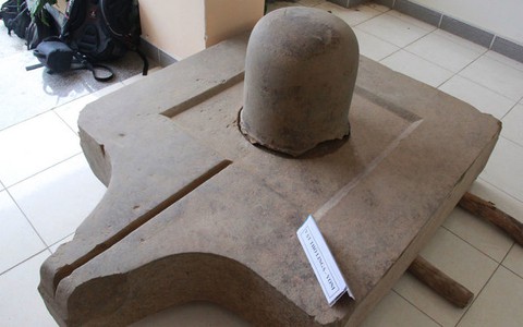 Phát hiện bộ Linga - Yoni Chăm Pa lớn nhất từ trước đến nay