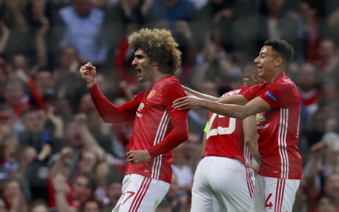 M.U vào chung kết Europa League sau trận cầu có 2 thẻ đỏ