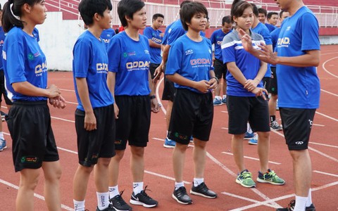 Chuyện phía sau những nữ trọng tài