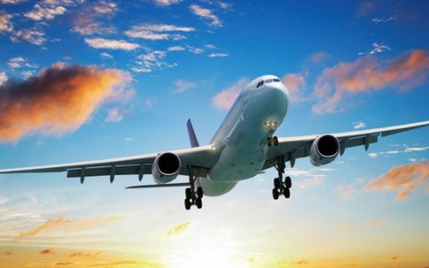 Điểm tin ngày 16-5: United Airlines bị lộ mã mở cửa buồng lái