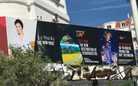 Hình Lý Nhã Kỳ trên panel Cannes: Không công bố trước!