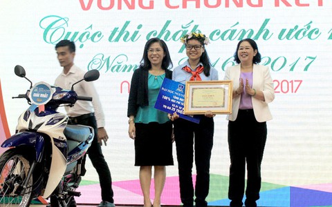 Vương Phối Ân đoạt giải nhất Chắp cánh ước mơ 2017
