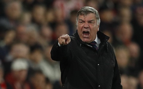 Điểm tin sáng 24-5: HLV Allardyce chia tay Crystal Palace