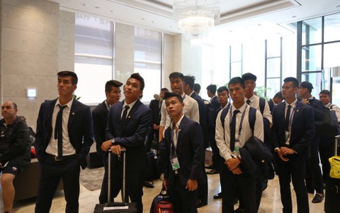 Tuyển U-20 VN đối mặt với gió buốt ở Jeonju