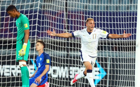U-20 Ý quật ngã ứng viên vô địch Pháp