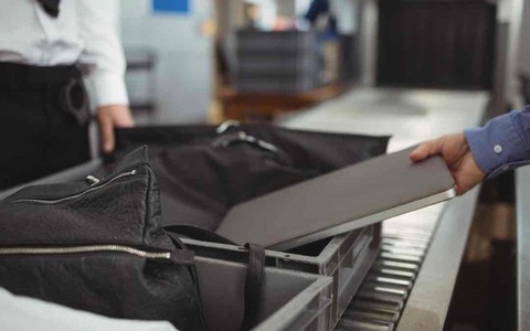 ​Lệnh cấm mang laptop lên các chuyến bay làm nóng hội nghị IATA