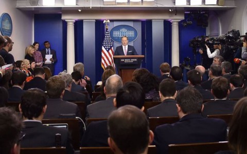 Tổng thống Trump sắp thay người phát ngôn?