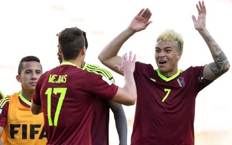Bán kết World Cup U-20 2017: Nội chiến châu lục