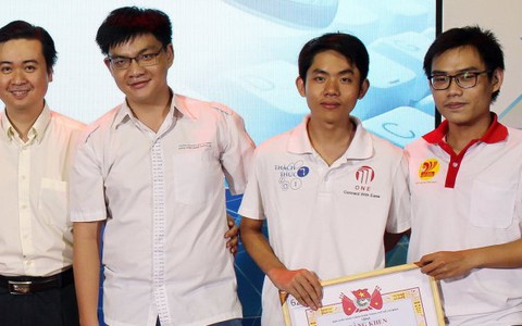 Sinh viên chế tạo camera thông minh
