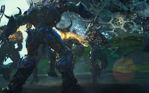 Trailer mãn nhãn cuối trước khi Transformers: The Last Knight ra rạp