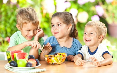 Dinh dưỡng để phát triển não bộ ở trẻ