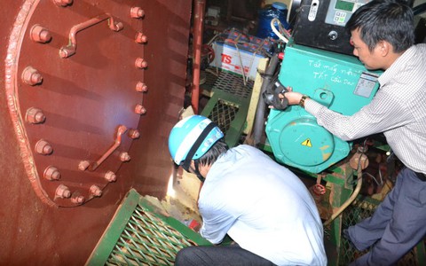 Có dấu hiệu phạm tội vụ tàu vỏ thép nằm bờ