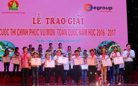 960.000 thí sinh tham gia cuộc thi 'Chinh phục vũ môn'