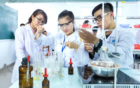 5 lý do HUTECH trở thành “Đại học mơ ước” của dược sĩ tương lai