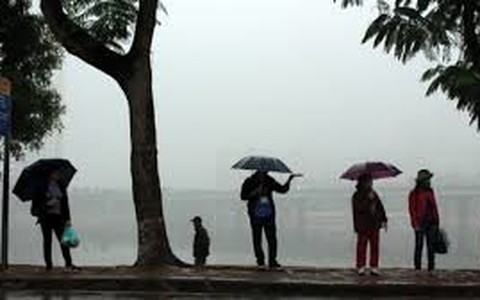 Mưa dông diện rộng quay trở lại miền Bắc