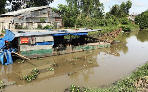 Lãnh đạo UBND phường đồng ý cho 'cát tặc' hút cát trái phép