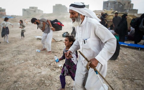 Những hình ảnh nhói lòng ở thành cổ Mosul
