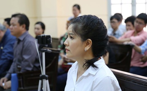 Vụ kiện Nhà hát kịch: Ngọc Trinh giảm số tiền đòi bồi thường