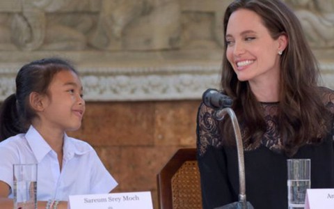 Angelina Jolie 'chà đạp cảm xúc' trẻ Campuchia trong buổi thử vai?