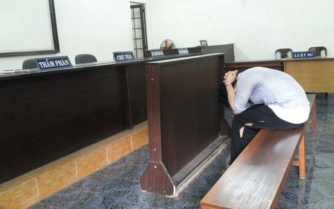 9 năm tù vì gây án mạng khi vô cớ bị đuổi chém
