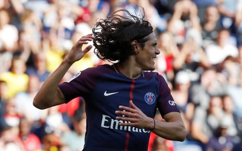 Cavani tỏa sáng, PSG thắng dễ Amiens trong ngày ra mắt Neymar