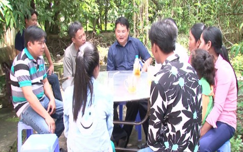 Tin lời hứa sang Mỹ 'đổi đời', bị lừa cả ngàn đô