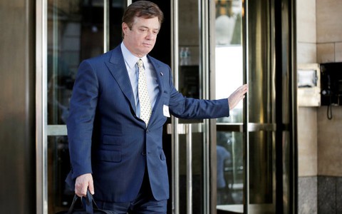FBI khám nhà cựu lãnh đạo chiến dịch của ông Trump