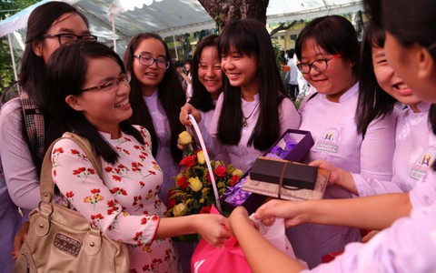 'Ngó lơ' với sư phạm vì đầu ra chứ nào phải lương thấp?