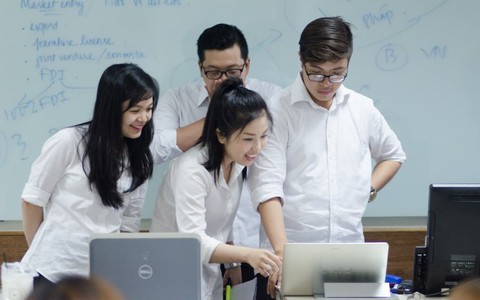 Học thạc sĩ ngôn ngữ Anh, đầu tư trực tiếp cho tương lai