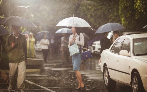 Hồng Ánh trở lại phim trường cùng Tháng năm rực rỡ