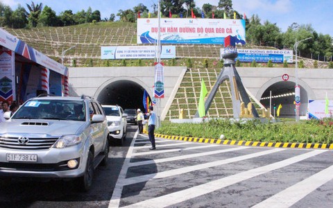 Thông xe hầm Đèo Cả, rút ngắn thời gian qua đèo còn 10 phút