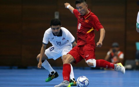 Cầu thủ futsal VN đổi tầng ở vì có người chết