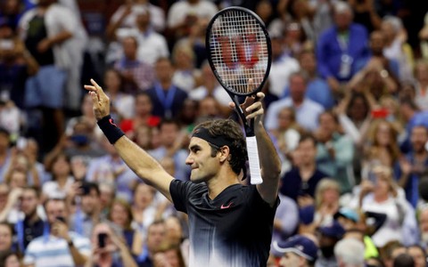 Federer “tốc hành” vào tứ kết US Open 2017