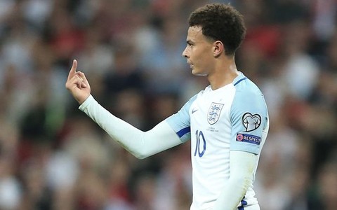 Điểm tin tối 8-9: FIFA điều tra hành vi xấu xí của Alli