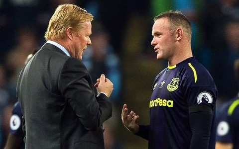 HLV Koeman sẽ phạt nặng Rooney