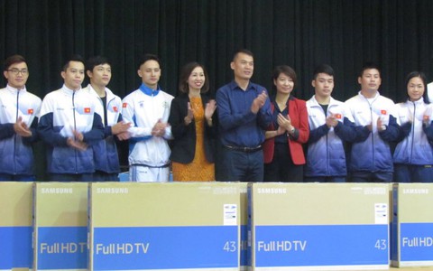 Điểm tin tối 19-10: Trao thưởng cho VĐV giành HCV SEA Games