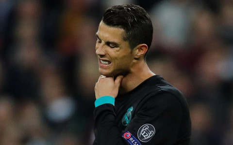 Điểm tin sáng 4-11: Ronaldo bị gạch tên khỏi tuyển Bồ Đào Nha